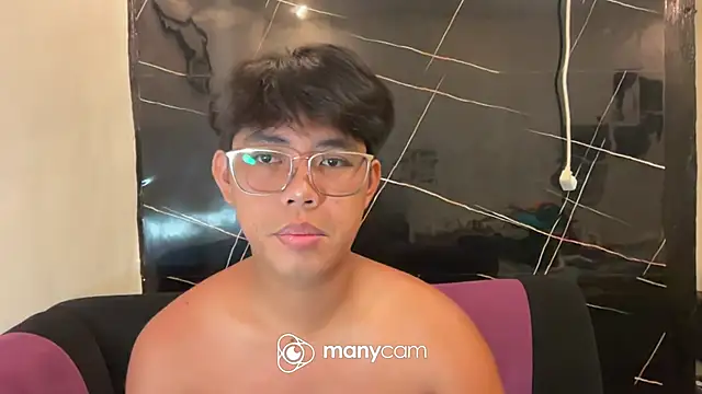 hoenika online show from February 10, 2026, 9:57 am