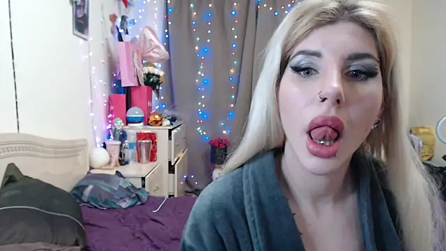 BLACKPeonyy online show from October 31, 2025, 4:30 pm