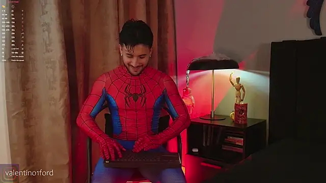 Valentinoford online show from October 31, 2025, 10:00 pm