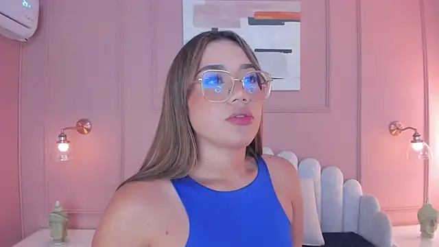 Snapshot of mara_brooks chatting on December 17, 2024, 6:20 pm mara brooks online show from December 17, 2024, 6:20 pm