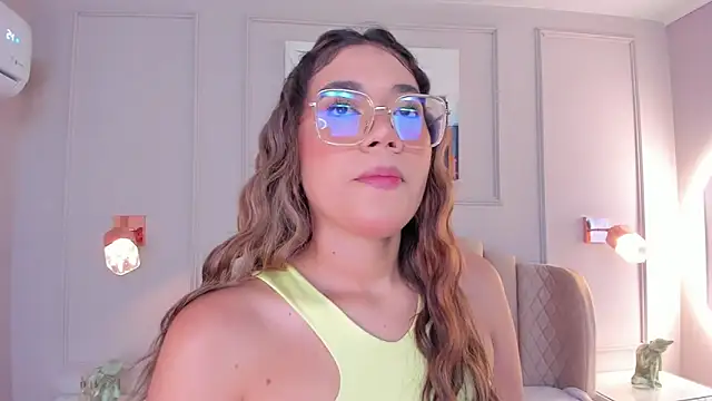 Snapshot of mara_brooks chatting on January 19, 2025, 4:46 pm mara brooks online show from January 19, 2025, 4:46 pm