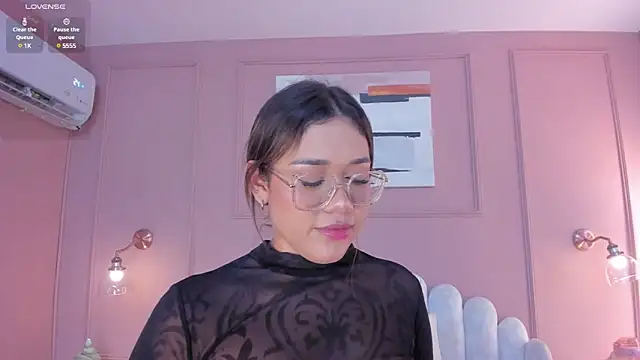 Snapshot of mara_brooks chatting on March 12, 2025, 7:06 pm mara brooks online show from March 12, 2025, 7:06 pm