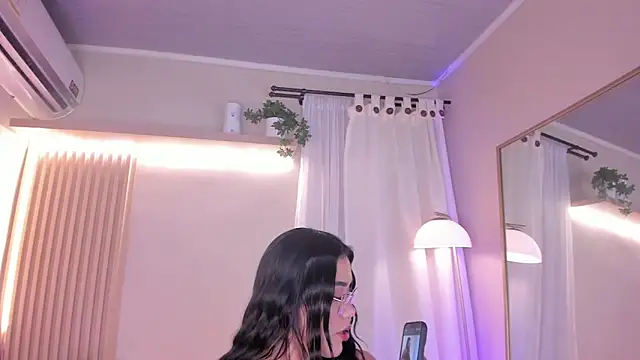 mara brooks online show from January 7, 2026, 10:01 pm