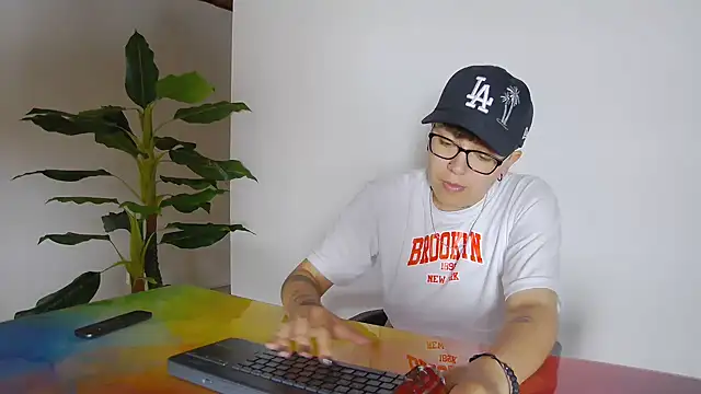 alex noa online show from November 20, 2025, 6:07 pm