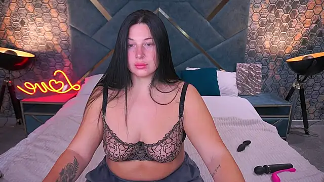 ArianaDarkk online show from October 22, 2025, 7:57 pm