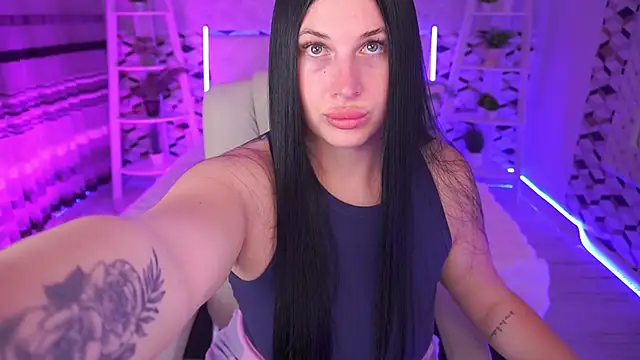 ArianaDarkk online show from April 14, 2026, 8:15 pm