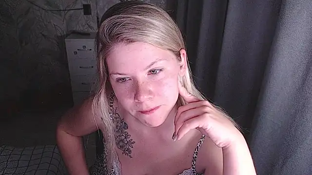 MelissaXKinky online show from October 20, 2025, 6:41 pm