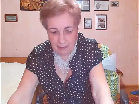 Victoria5643 online show from March 9, 2026, 7:29 pm