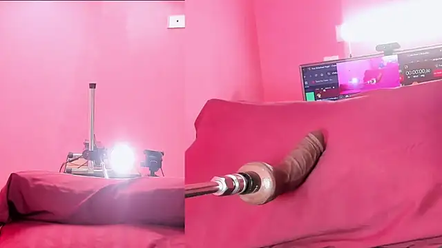 Snapshot of Criistal_Thompson chatting on February 10, 2025, 8:00 pm Criistal Thompson online show from February 10, 2025, 8:00 pm