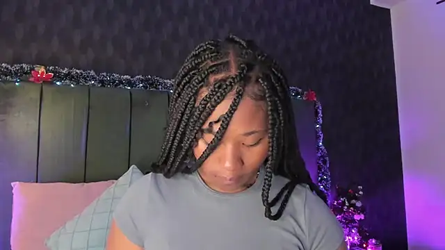 Snapshot of Anneth__M chatting on December 19, 2024, 7:40 pm Anneth M online show from December 19, 2024, 7:40 pm