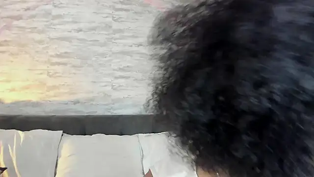 Snapshot of Anneth__M chatting on October 15, 2025, 7:36 pm Anneth M online show from October 15, 2025, 7:36 pm