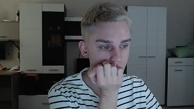 angryzan online show from February 20, 2025, 7:23 am