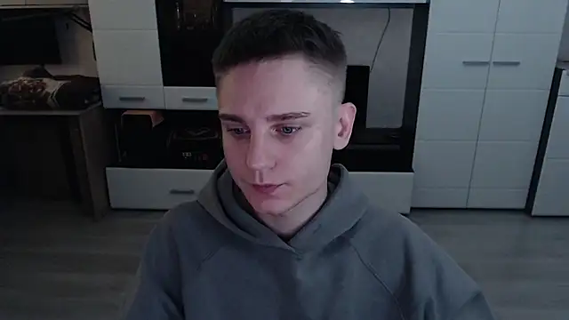 angryzan online show from October 9, 2025, 4:54 am