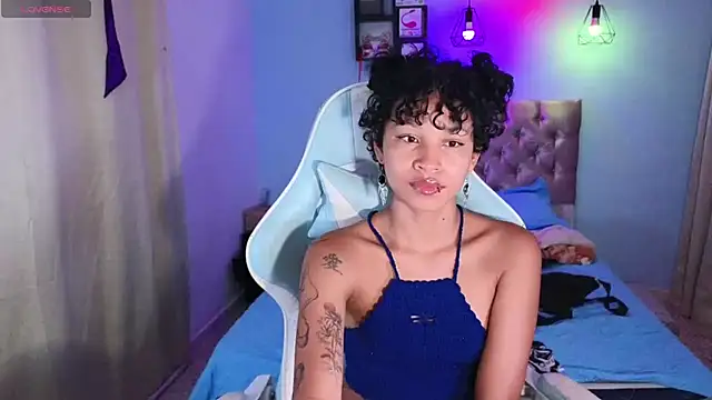 Peggy Funn online show from March 12, 2025, 2:09 am