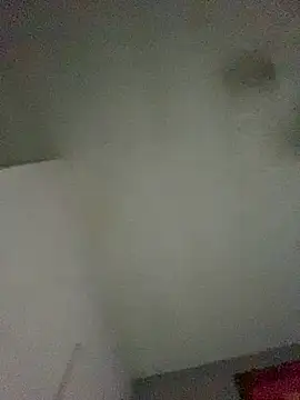 Snapshot of 817raul chatting on March 9, 2025, 6:50 am 817raul online show from March 9, 2025, 6:50 am