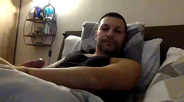 goroasroma90 online show from March 17, 2025, 8:51 am