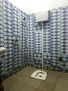 xm lanee online show from October 25, 2025, 9:20 pm