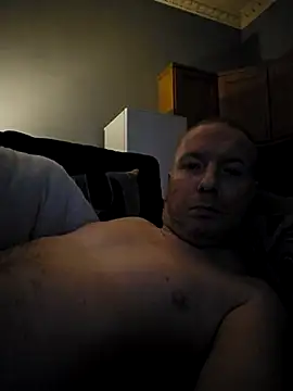 Snapshot of walker1979 chatting on February 1, 2026, 2:43 am walker1979 online show from February 1, 2026, 2:43 am