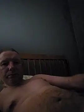 Snapshot of walker1979 chatting on February 26, 2026, 12:42 am walker1979 online show from February 26, 2026, 12:42 am