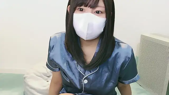 YUTSU KI online show from October 24, 2025, 9:33 pm