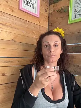 therealbeverlycious online show from April 9, 2026, 9:15 am