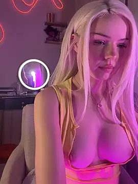 Snapshot of kissedy chatting on June 18, 2026, 6:01 pm kissedy online show from June 18, 2026, 6:01 pm