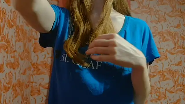 strawberrysmoothie online show from March 15, 2025, 5:08 am