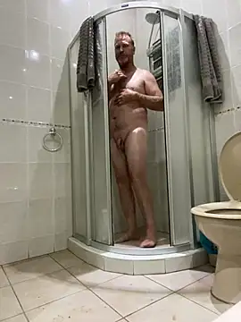 sexycouple109 online show from November 3, 2025, 7:48 pm