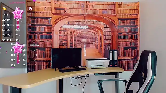 khiara moretti online show from February 20, 2025, 7:30 pm