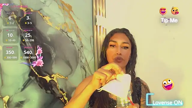 khiara moretti online show from February 19, 2026, 11:50 am