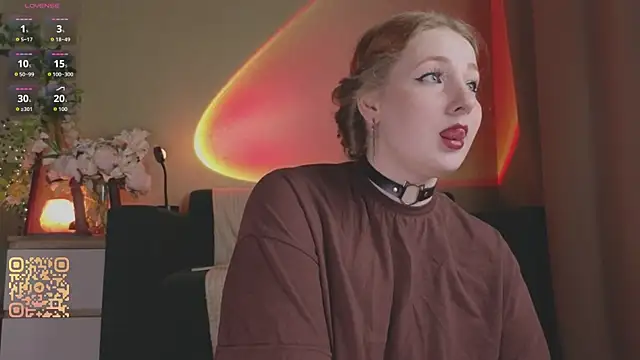 Snapshot of Miss_Ida_ chatting on April 23, 2026, 10:01 pm Miss Ida online show from April 23, 2026, 10:01 pm