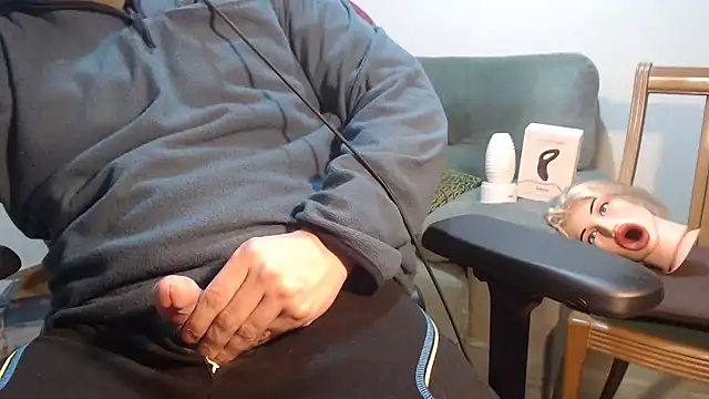 master4subslut online show from March 7, 2025, 12:37 am