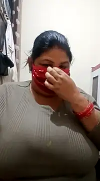 Snapshot of Shoni__ chatting on December 14, 2024, 5:14 pm Shoni online show from December 14, 2024, 5:14 pm