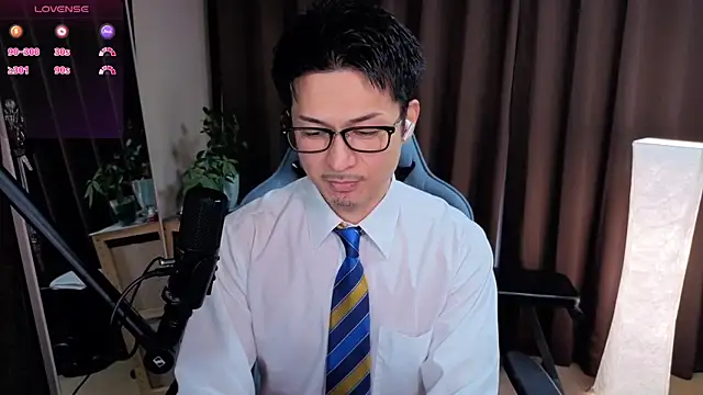 HARU-outdoor-x online show from December 3, 2024, 2:16 pm