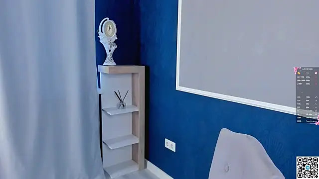 AnneKlint online show from December 24, 2024, 12:33 pm