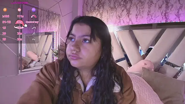 Snapshot of Miaa_Smiith1 chatting on December 14, 2024, 11:39 am Miaa Smiith1 online show from December 14, 2024, 11:39 am