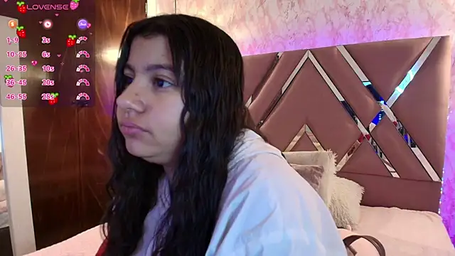 Snapshot of Miaa_Smiith1 chatting on February 7, 2025, 12:06 pm Miaa Smiith1 online show from February 7, 2025, 12:06 pm