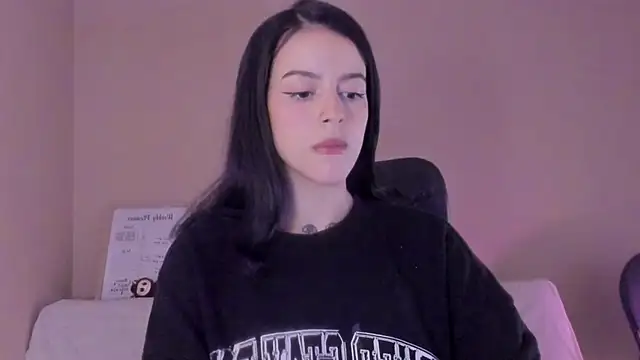 Snapshot of phoenix_xx chatting on March 24, 2026, 5:07 pm phoenix xx online show from March 24, 2026, 5:07 pm