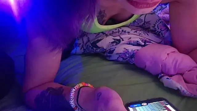 watermellonpussy online show from April 12, 2026, 2:00 pm