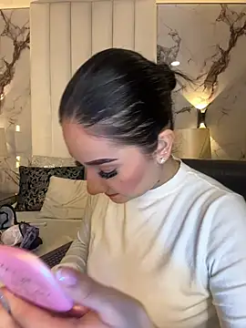 Snapshot of GabriellaFerrer chatting on February 6, 2025, 11:10 am GabriellaFerrer online show from February 6, 2025, 11:10 am