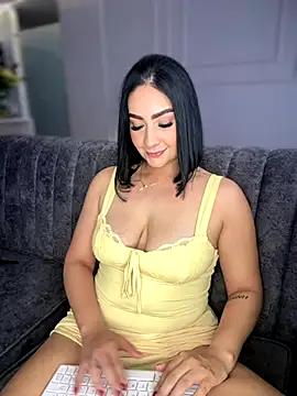 Snapshot of GabriellaFerrer chatting on September 15, 2025, 8:42 pm GabriellaFerrer online show from September 15, 2025, 8:42 pm
