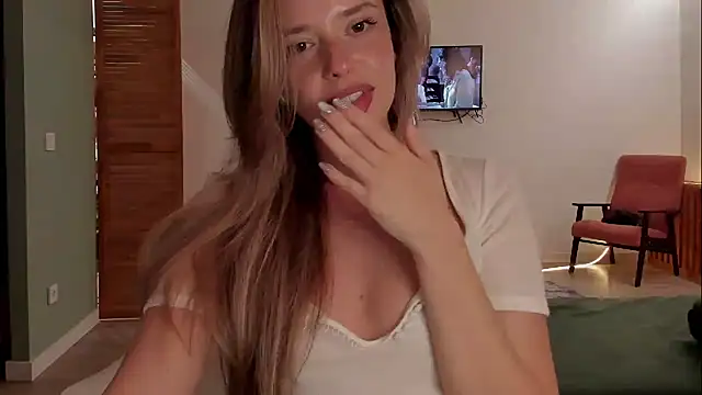 Snapshot of AmeliaBrian chatting on July 22, 2026, 10:23 pm AmeliaBrian online show from July 22, 2026, 10:23 pm