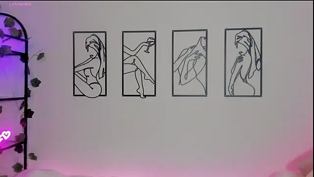 Megan Rodrigo online show from March 1, 2025, 8:53 pm