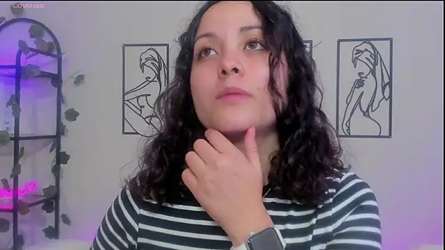 Megan Rodrigo online show from March 10, 2025, 6:56 pm