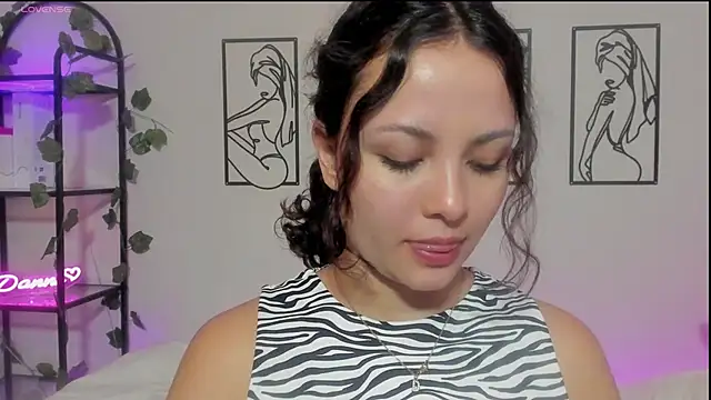 Megan Rodrigo online show from March 15, 2025, 9:16 pm