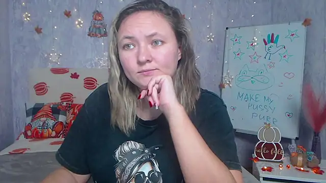 SallyVerda online show from November 26, 2025, 8:54 pm