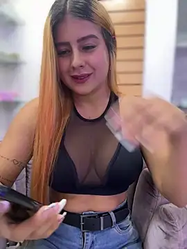 Amber Martins  online show from March 7, 2026, 12:07 am