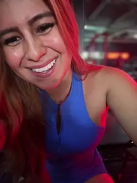 Amber Martins  online show from April 19, 2026, 6:10 pm