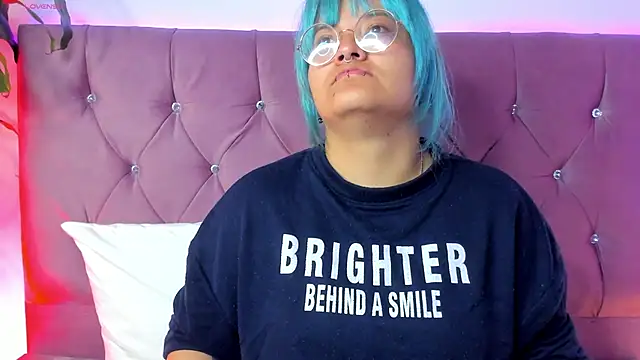 lucky-leah online show from February 21, 2025, 3:34 am