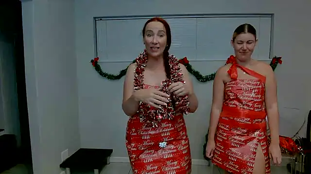 Snapshot of C1eopatra chatting on December 15, 2024, 6:26 pm C1eopatra online show from December 15, 2024, 6:26 pm